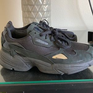 Adidas falcon sneaker